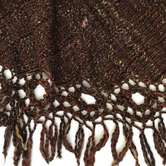 NEW Handmade Triangular Bulky Beauty Lace Sequoia Shawl, 102"L & 37"D - Picture 12 of 13